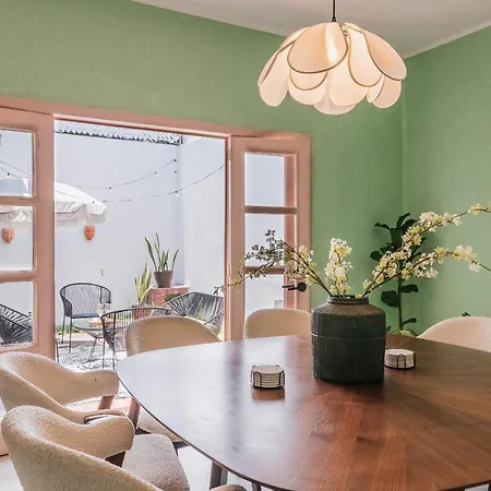 Beautiful 6 Bdr Villa With Ac In La Condesa